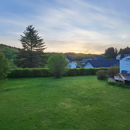 Banpim Hillside Lofoten With Jacusszi Apartamento