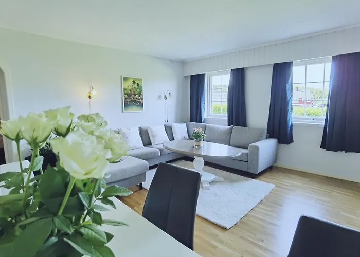 Lägenhet Banpim With Jacusszi Gravdal (Vestvagoy)